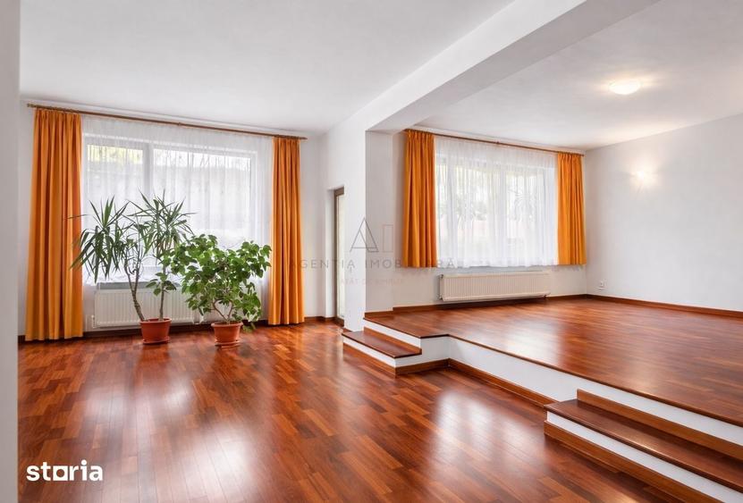 Casă cu 6 camere cu Teren 245 Mp în Herăstrău