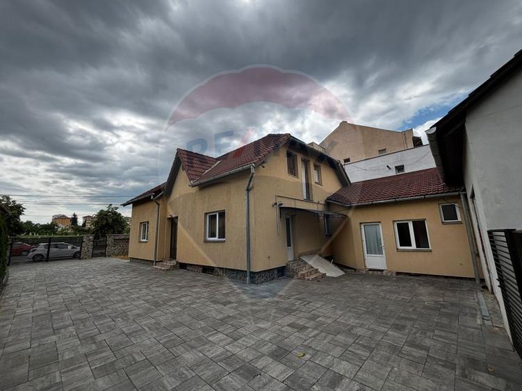 Casă individuală cu 5 camere cu Teren 1200 Mp în Ampoi 3