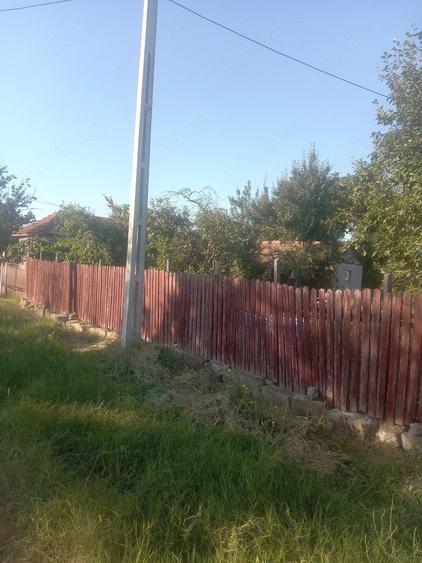 Casă cu Teren 1450 Mp în Central