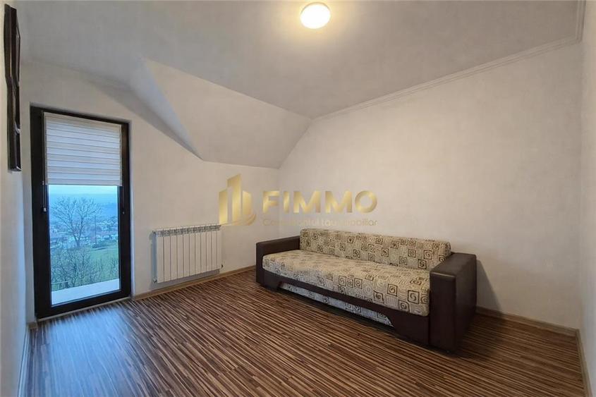 Casă individuală cu 6 camere cu Teren 1000 Mp în Sfântu Ilie
