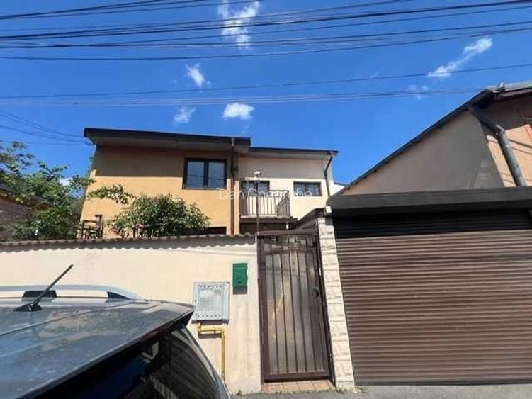 Proprietar inchiriez Casa/Vila cu curte, 5 camere trei bai , zona Brancoveanu, Alunisului