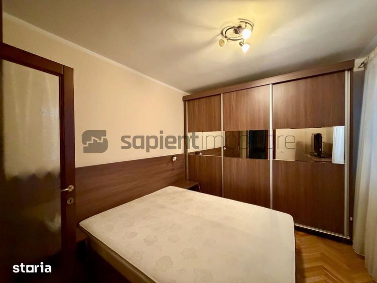 Apartament cu 3 camere decomandat în Cetății