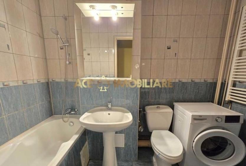 Garsonieră decomandată, mobilată în Dristor