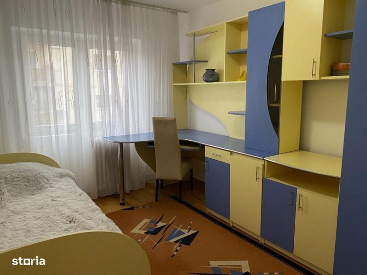 Apartament cu 3 camere în Central