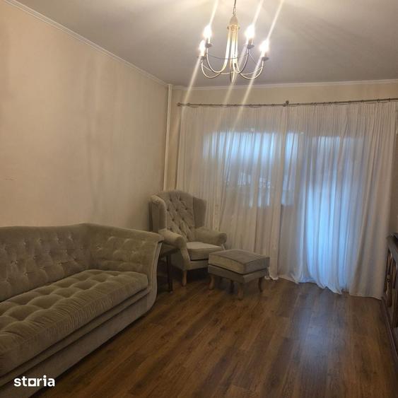 Apartament cu 3 camere decomandat, mobilat în Dristor
