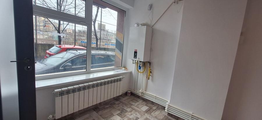 Spațiu comercial, de 30 mp, în Copou