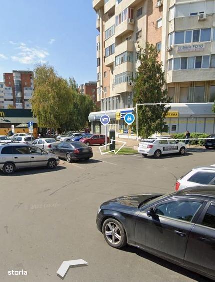Spațiu comercial, de 40 mp, în Central
