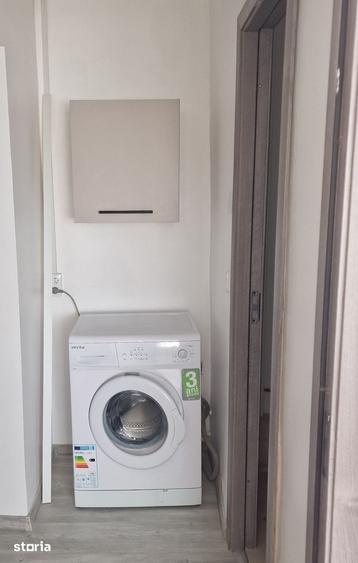 Apartament cu 2 camere decomandat în Rovine