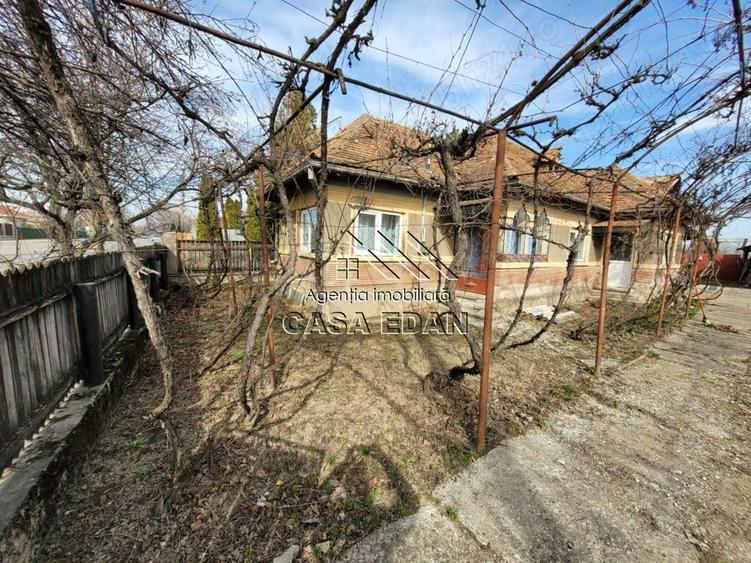 Casă cu 4 camere în Filipeștii de Târg