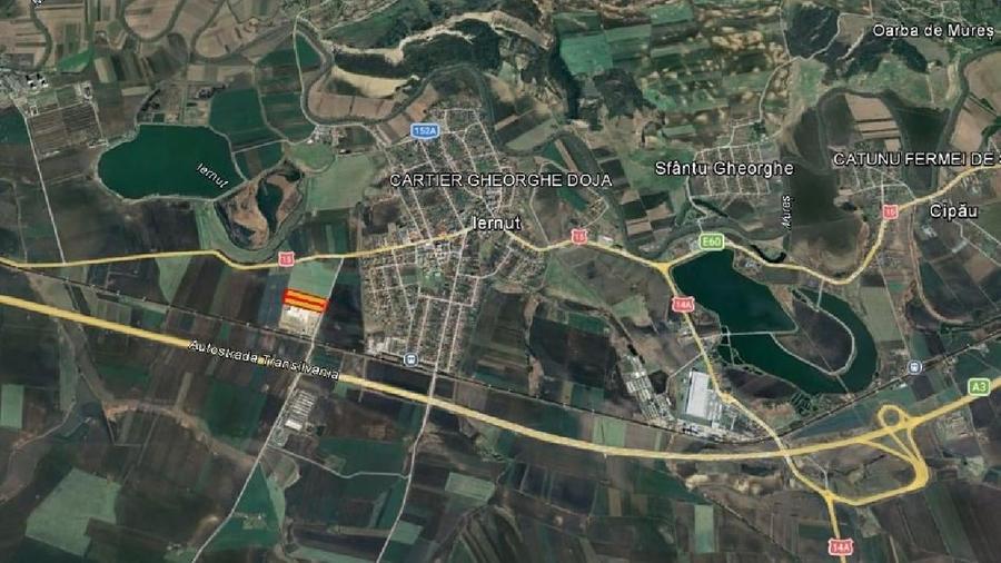 Teren agricol intravilan de 27700 mp, în Nord-Vest