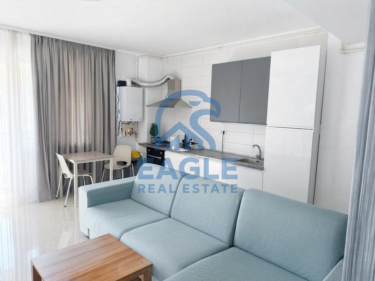 Apartament cu 2 camere nedecomandat, mobilat în City Park Mall