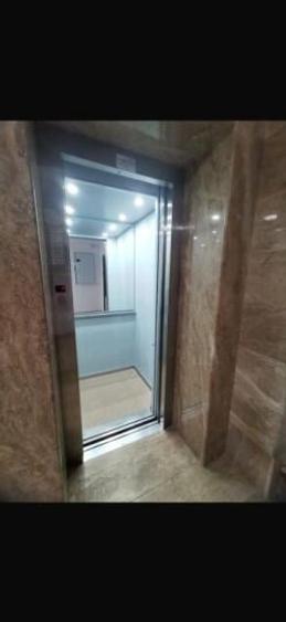 Apartament cu 2 camere decomandat, mobilat în Universitate