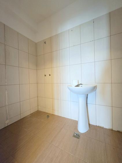 Apartament cu 3 camere decomandat în Theodor Pallady