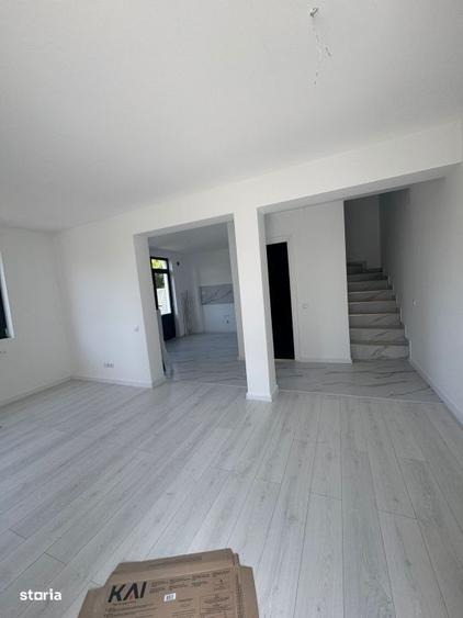Casă cu 3 camere cu Teren 200 Mp în Central