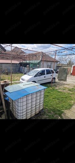 Casă cu 2 camere cu Teren 1374 Mp în Iosia