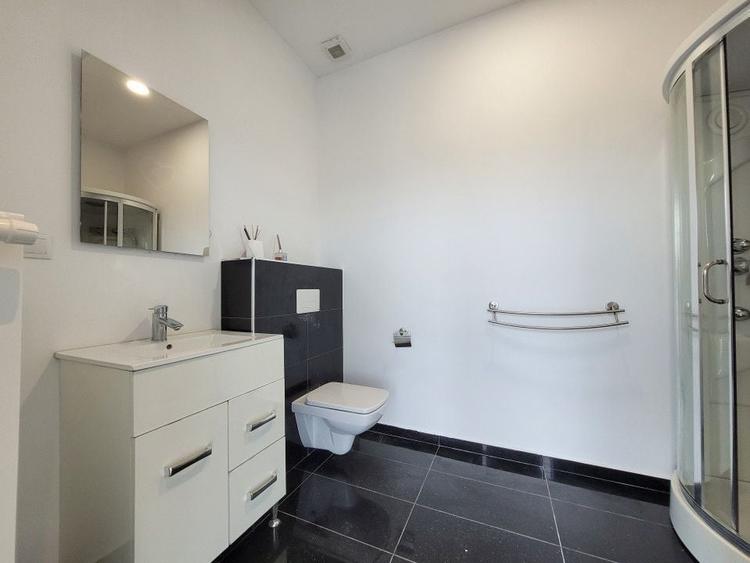 Apartament cu 3 camere decomandat, mobilat în Mihai Viteazul