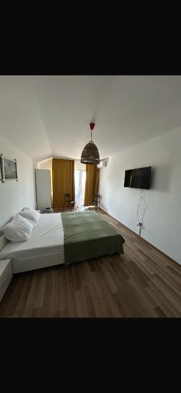 Casă individuală cu 5 camere cu Canalizare în Tuzla