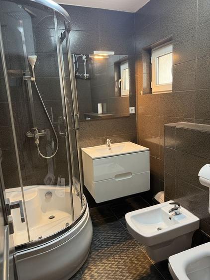 Apartament cu 2 camere semidecomandat în Politehnica