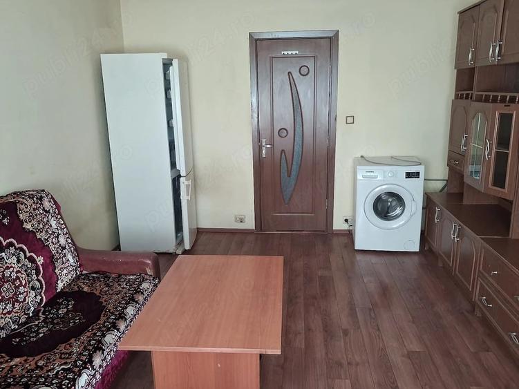 Garsonieră decomandată în Aradului