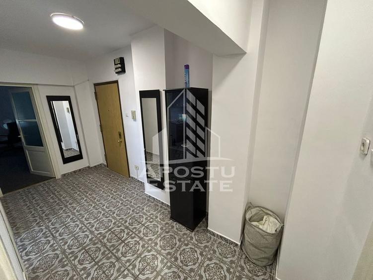 Apartament 2 camere, decomandate, etaj 5/6, garaj subteran, Aradului. - 4