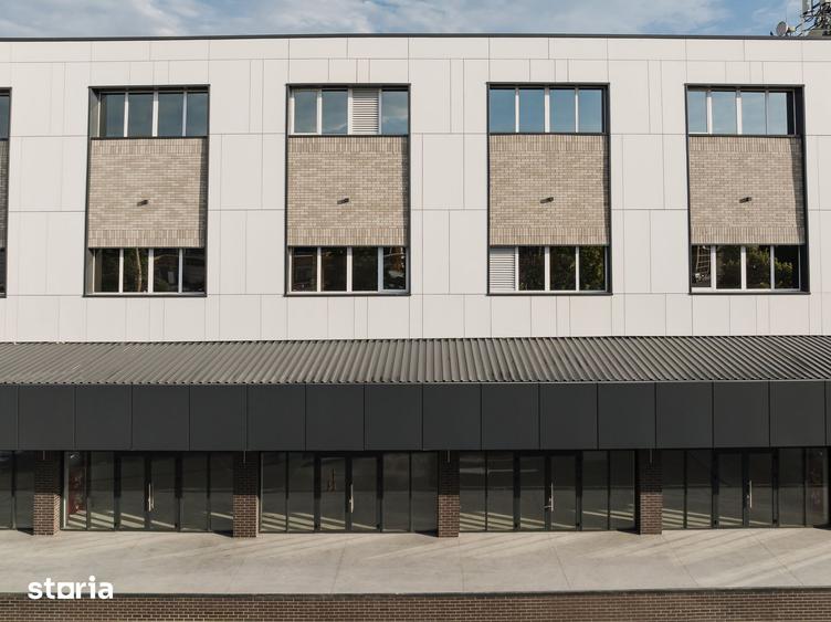 Spațiu comercial, de 288 mp, în Someșeni