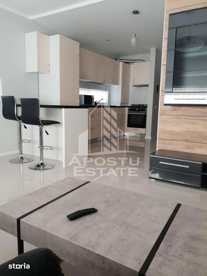 Apartament cu 3 camere, mobilat în Dumbrăvița