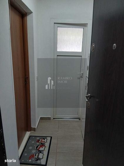 Apartament cu 2 camere semidecomandat în Progresul