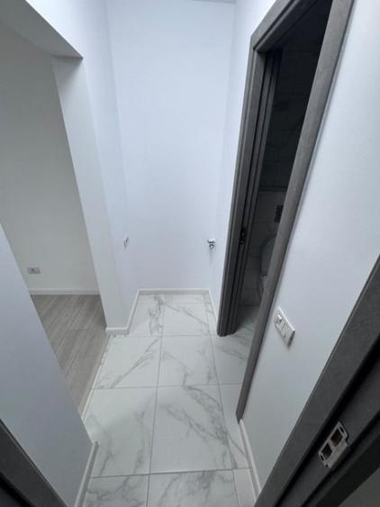 Apartament cu 2 camere decomandat în Poarta 6