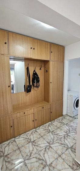 Apartament cu 2 camere decomandat în Casa de Cultură