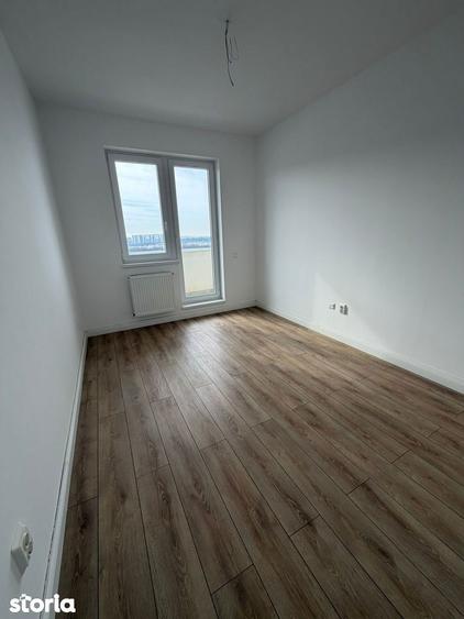 Apartament cu 2 camere decomandat în Drumul Taberei — fotografia 2