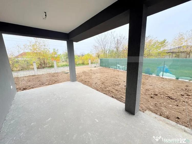 Casă cu 3 camere cu Teren 450 Mp în Lazuri