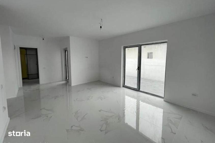 Casă cu 4 camere cu Teren 400 Mp în Clinceni