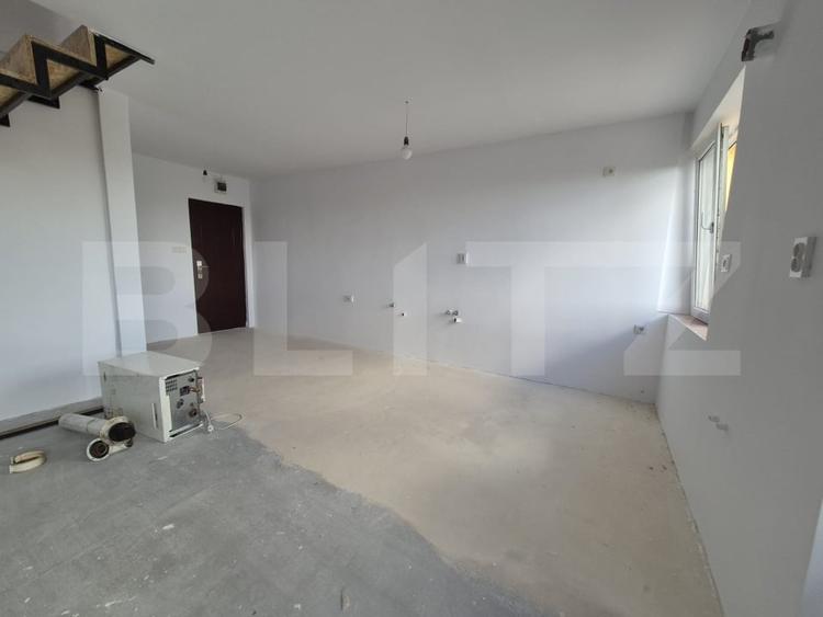Apartament cu 3 camere decomandat în Sângeorgiu de Mureș