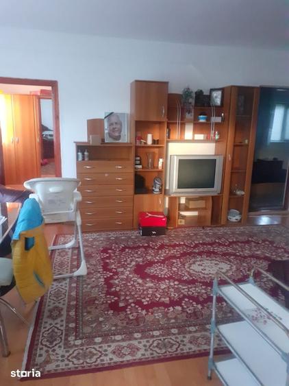 Casă cu 5 camere cu Teren 500 Mp în Central
