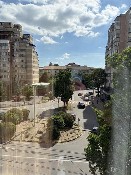 Apartament cu 2 camere semidecomandat în Dacia