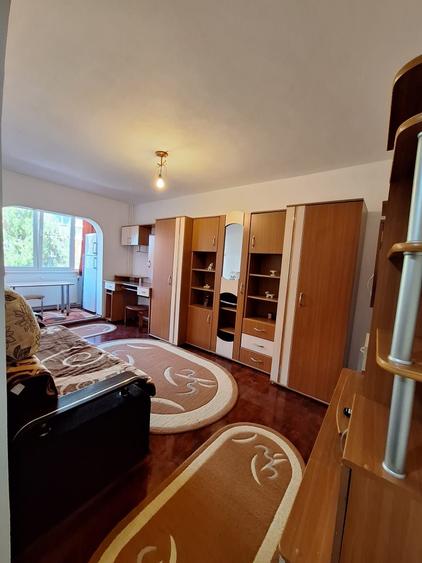 Garsonieră semidecomandată în Micălaca
