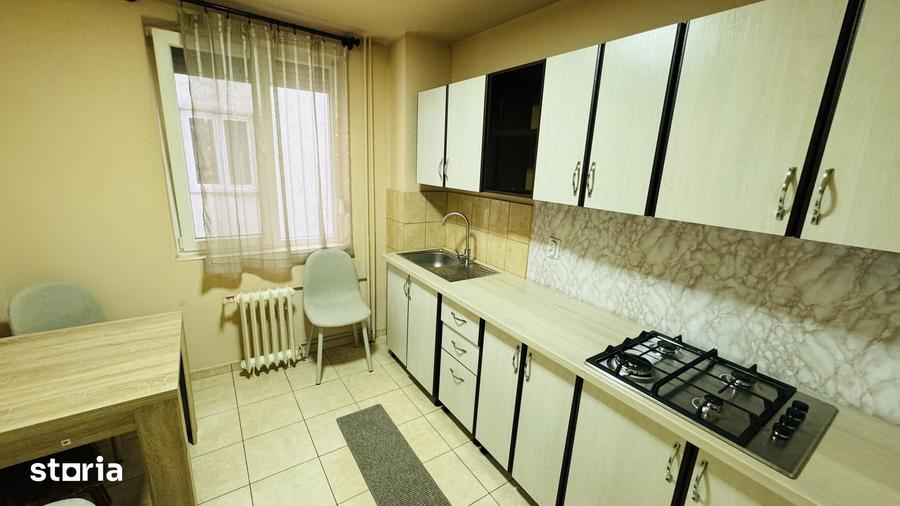 Apartament cu 3 camere decomandat în Ultracentral