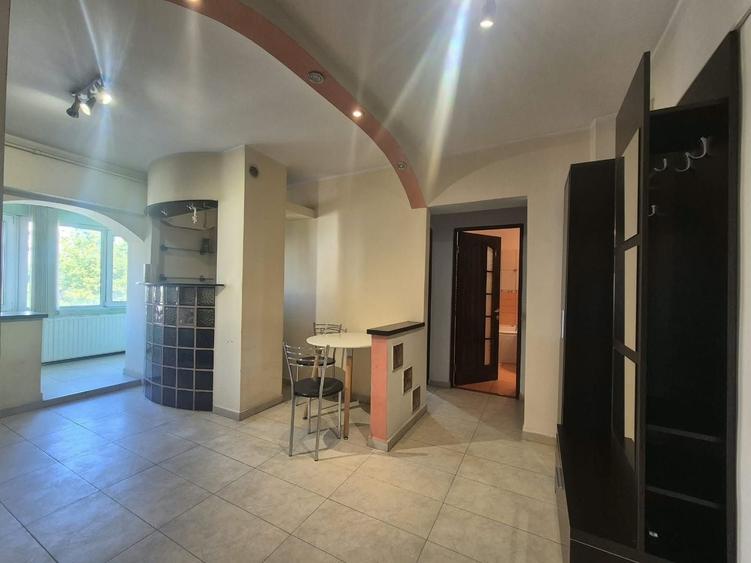 Apartament cu 2 camere în Centrul Civic