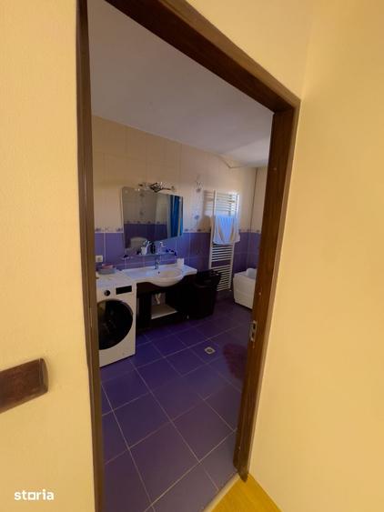 Casă cu 4 camere cu Teren 1000 Mp în Pechea