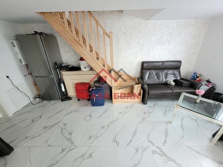 Casă cu 4 camere în Florești