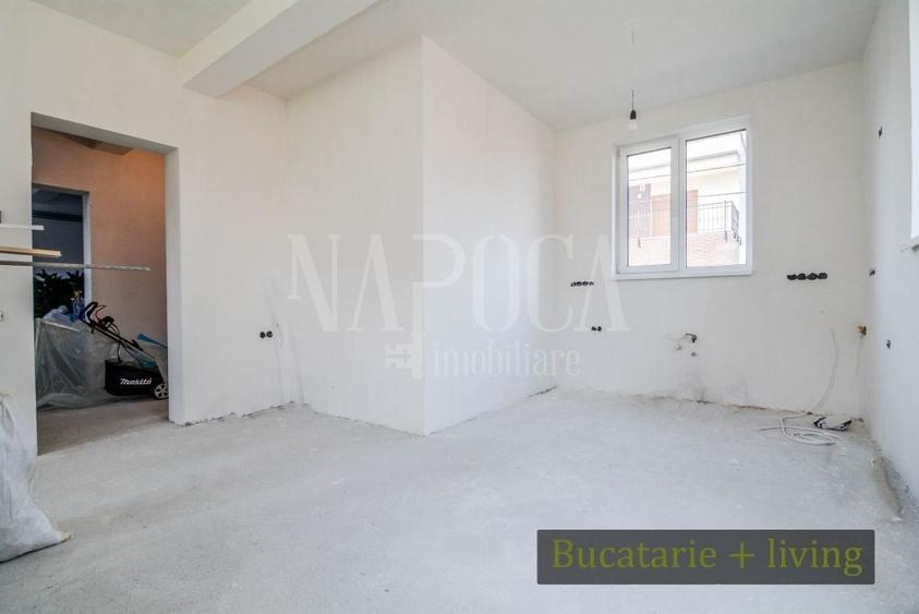 Duplex cu 5 camere cu Canalizare în Florești