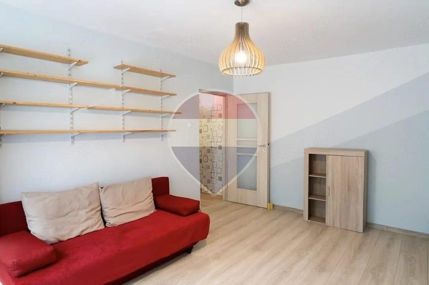 Apartament cu 2 camere semidecomandat în Dacia