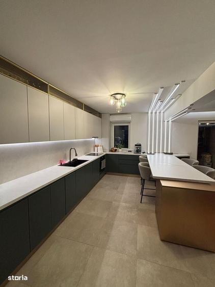 Apartament cu 4 camere decomandat, mobilat în Bună Ziua