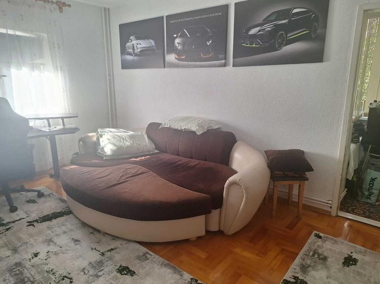 Apartament cu 2 camere decomandat în Exterior Vest