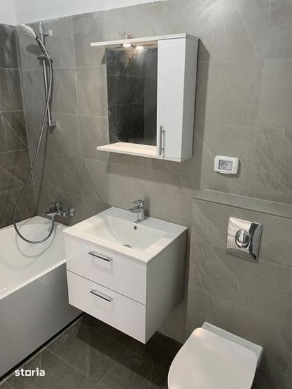 Apartament cu 3 camere decomandat în Alexandriei