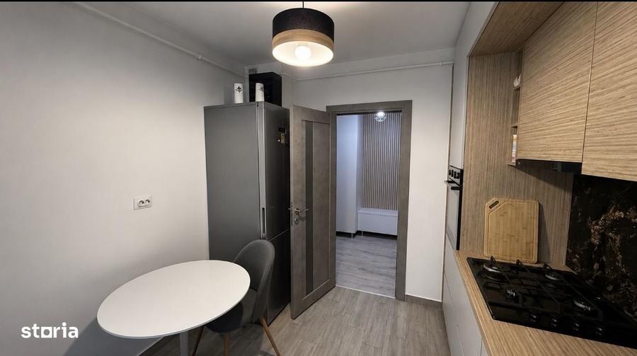 Apartament cu 3 camere în Alexandru cel Bun