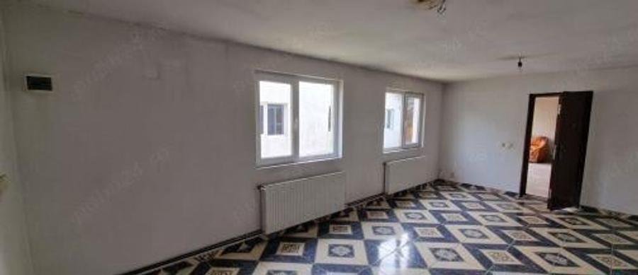 Casă cu 4 camere în Bereasca