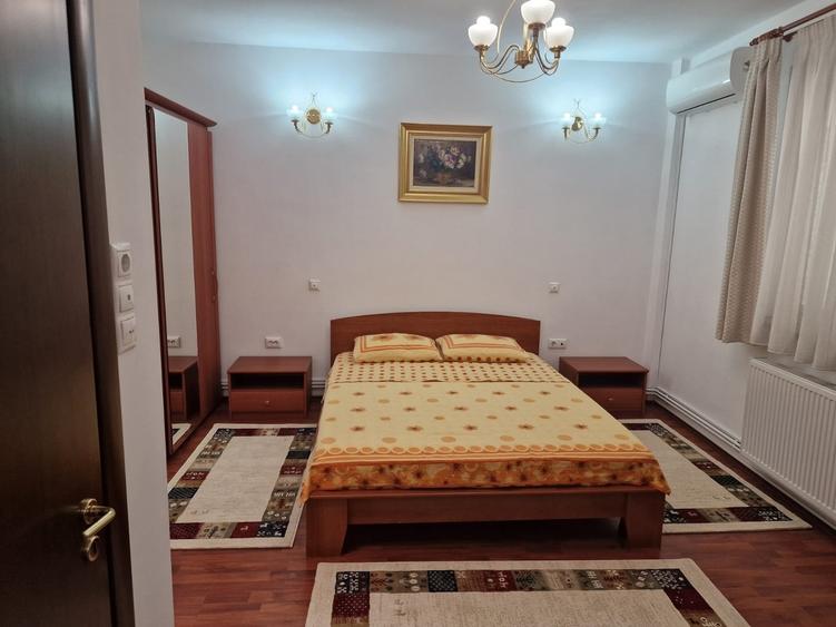 Apartament cu 3 camere decomandat, mobilat în Dorobanți