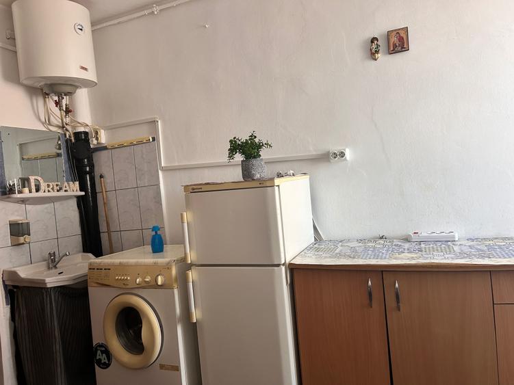 Garsonieră decomandată în Exterior Vest