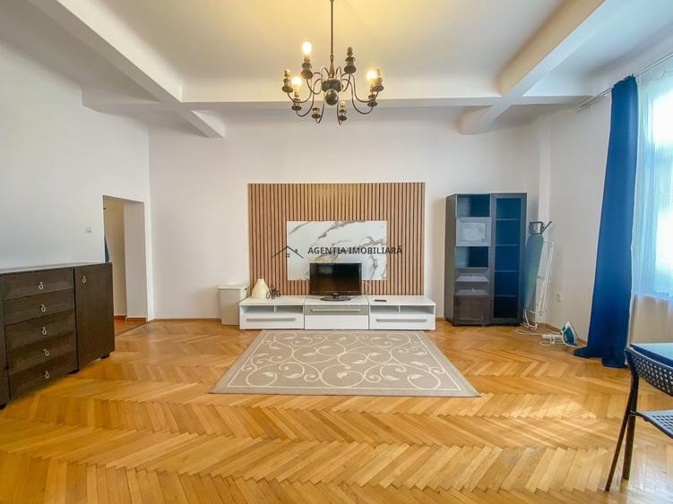 Apartament cu 3 camere semidecomandat, mobilat în Cișmigiu